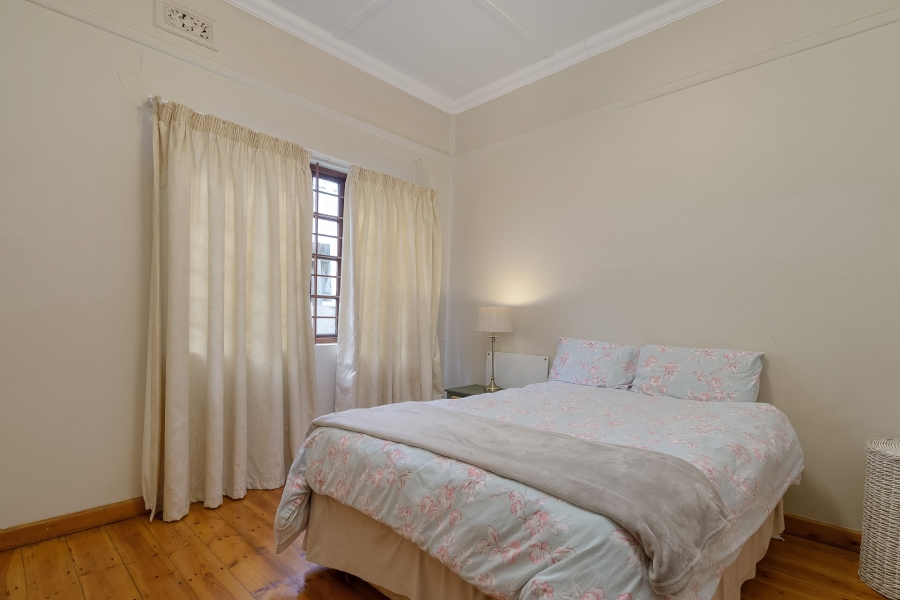 2 Bedroom Property for Sale in Claremont Western Cape